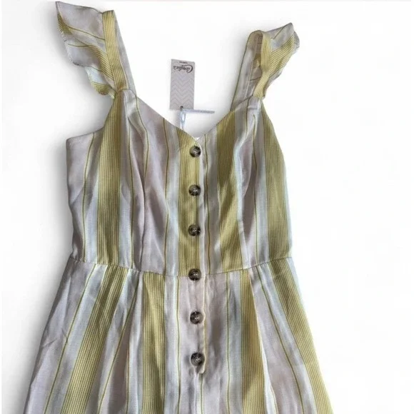 NWT Candies Jumpsuit | One-Piece | Woman‎ Size Medium - Picture 2 of 7